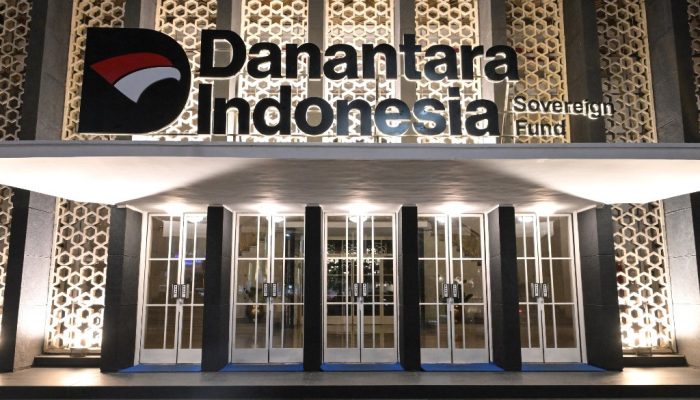 Komisi VI DPR RI dan Kementerian BUMN Bahas Peta Jalan Danantara dalam RDP Panas