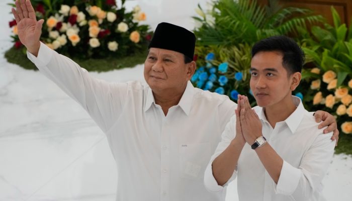 DPR Usulkan Gerbong Merokok, Gibran: Transportasi Umum Prioritaskan Kaum Perempuan dan Difabel