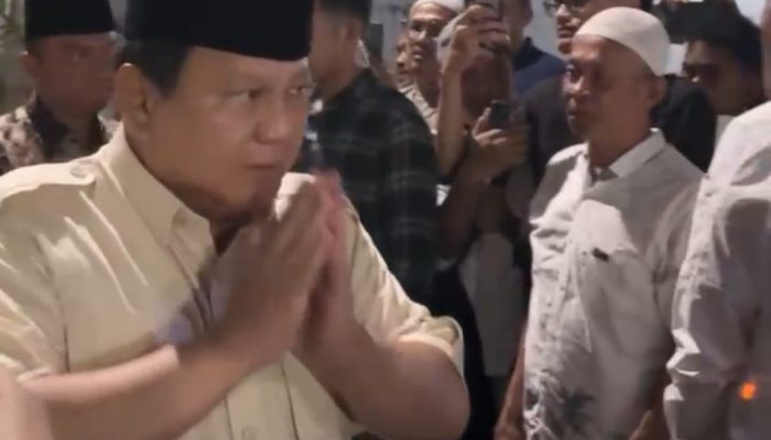 Prabowo Datangi Rumah Duka Affan Kurniawan
