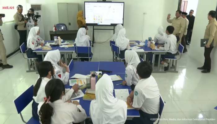 Program Pendidikan Presiden Prabowo: Pembelajaran Digitalisasi  untuk Indonesia Cerdas