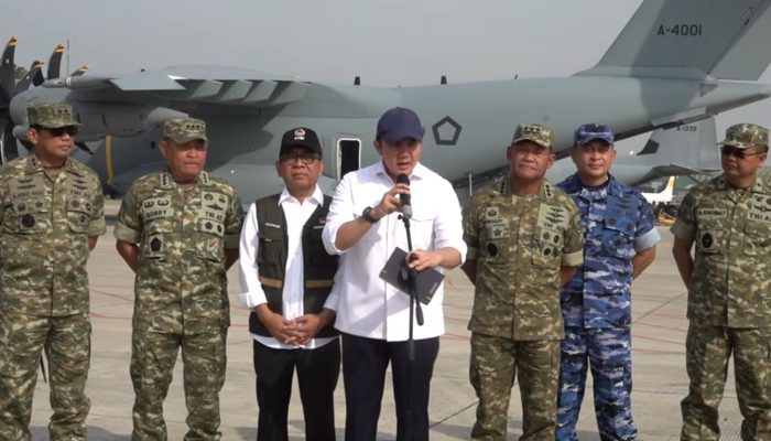 Perintah Tengah Malam Presiden Prabowo: 4 Pesawat Bantuan Dikerahkan untuk Tiga Provinsi Terdampak Bencana