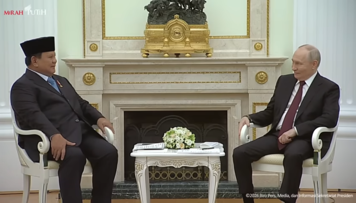 Garuda di Atas Kremlin: Menunaikan Janji Konstitusi, Merajut Damai untuk Dunia